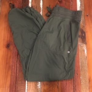 lululemon Studio Pant in Barracks Green